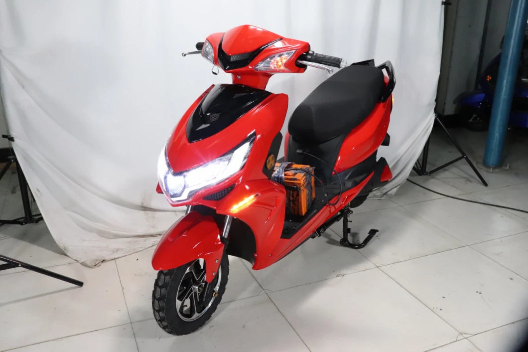 2022 High Quality Electric Scooters in Red Color